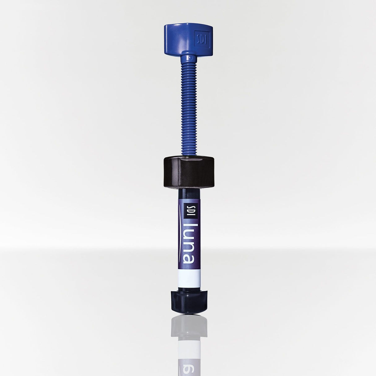 SDI | Luna Syringe Refill 1 x 4g Incisal Shades I | 8401096